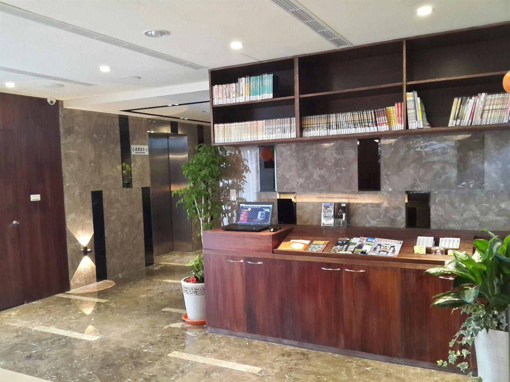 Hotel Cube 타이중 외부 사진