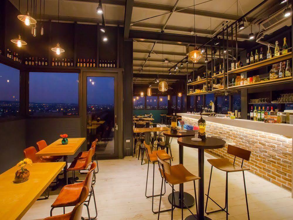 Hotel Cube 타이중 외부 사진
