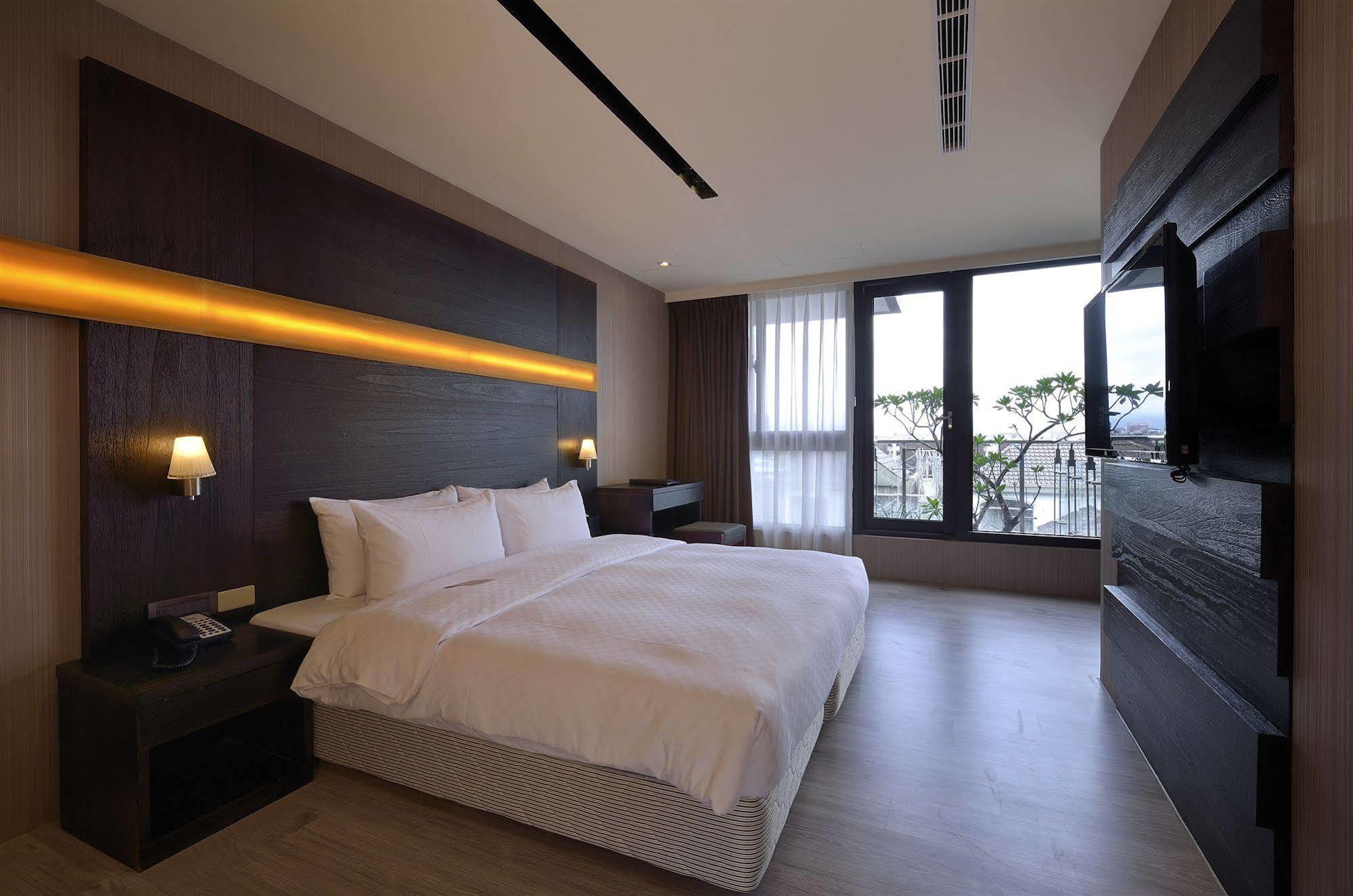 Hotel Cube 타이중 외부 사진